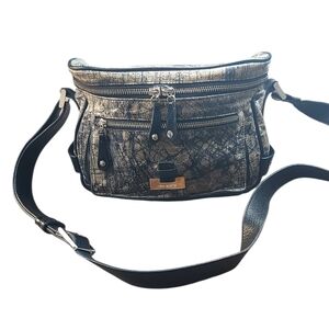 UGO SANTINI LEATHER CROSSBODY BAG!